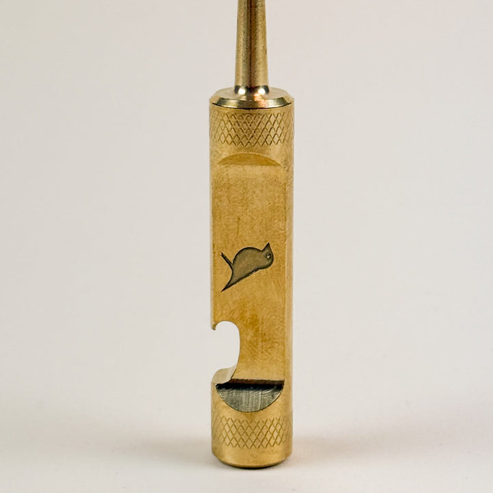 THE GOLDFINCH DIVOT TOOL