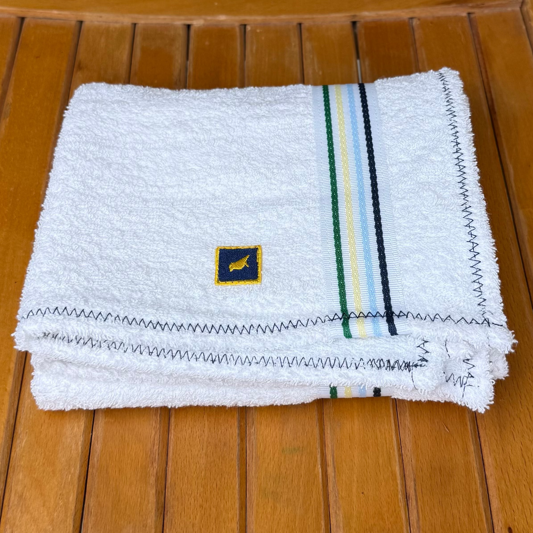 WALKERS TOWEL (WHITE)